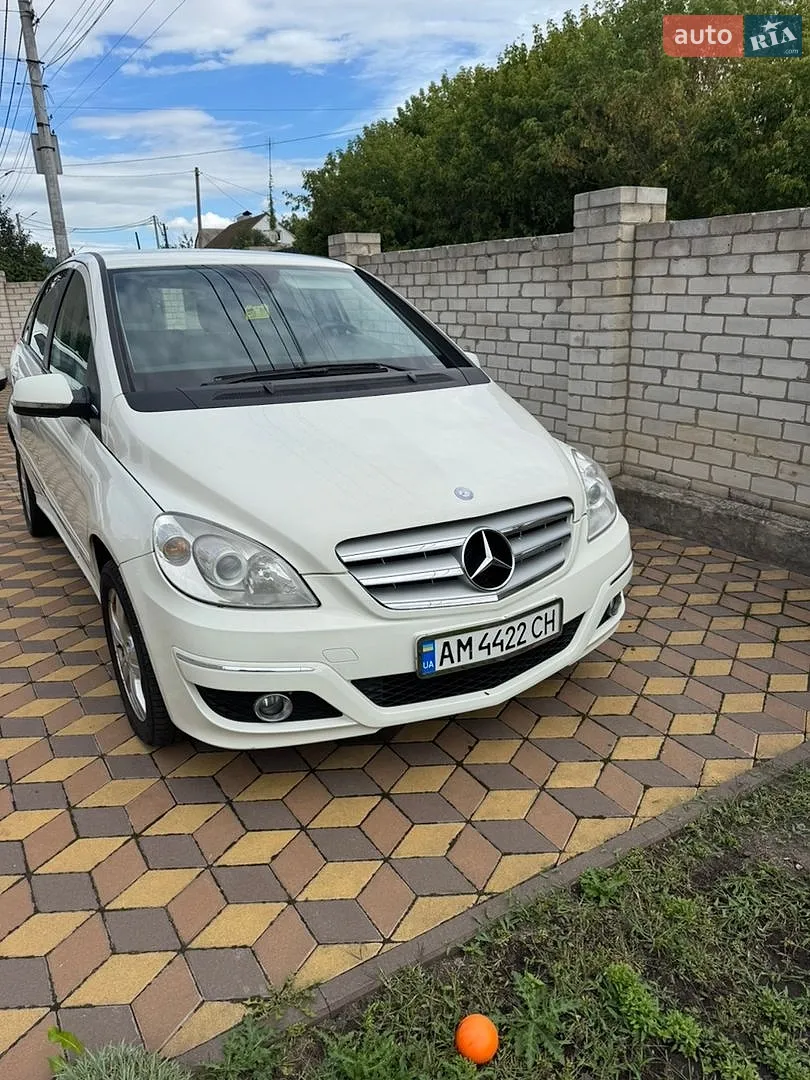 Mercedes-Benz B-Class, 2010