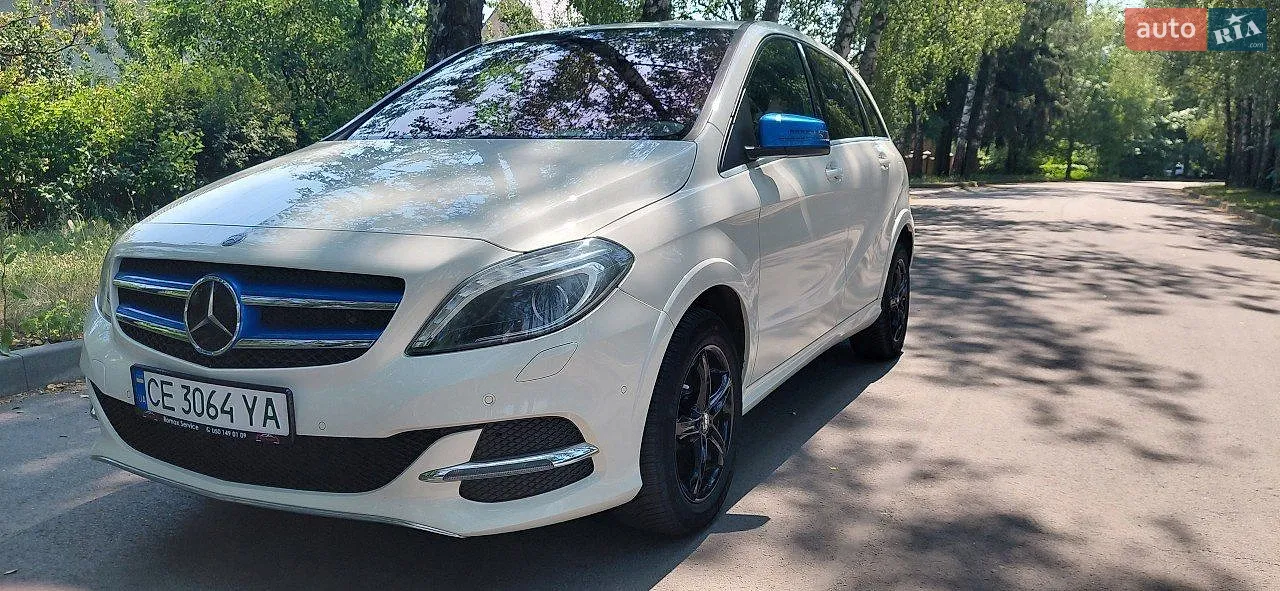 Mercedes-Benz B-Class, 2015