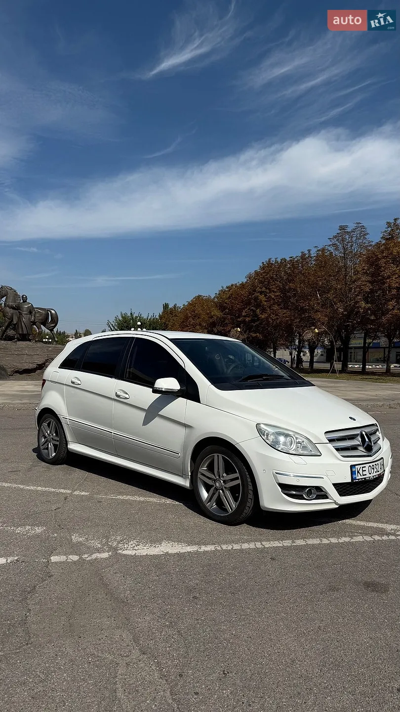 Mercedes-Benz B-Class, 2010