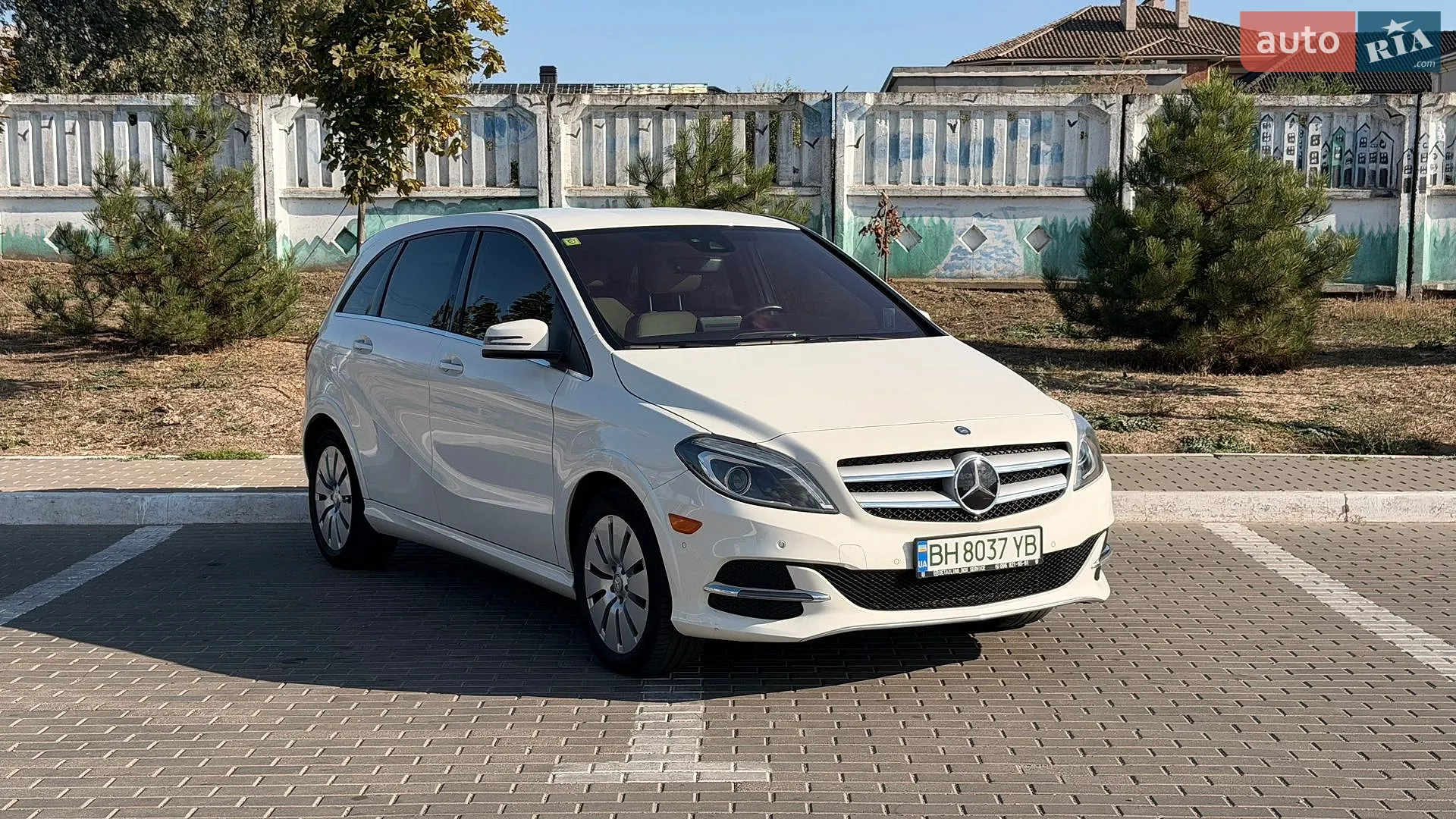 Mercedes-Benz B-Class, 2015