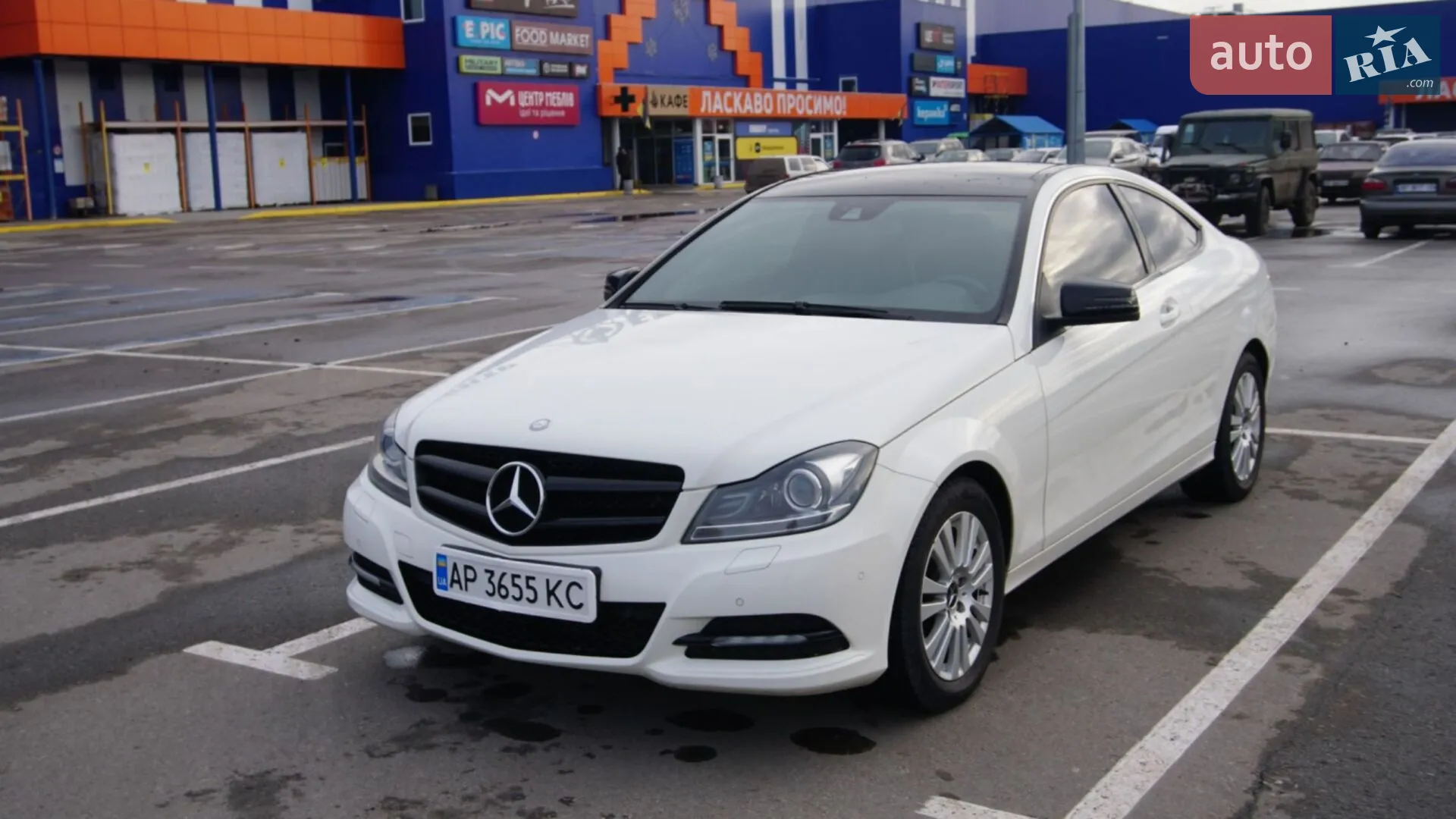 Mercedes-Benz C-Class, 2011