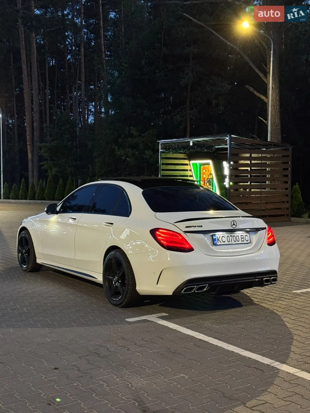 Mercedes-Benz C-Class, 2015