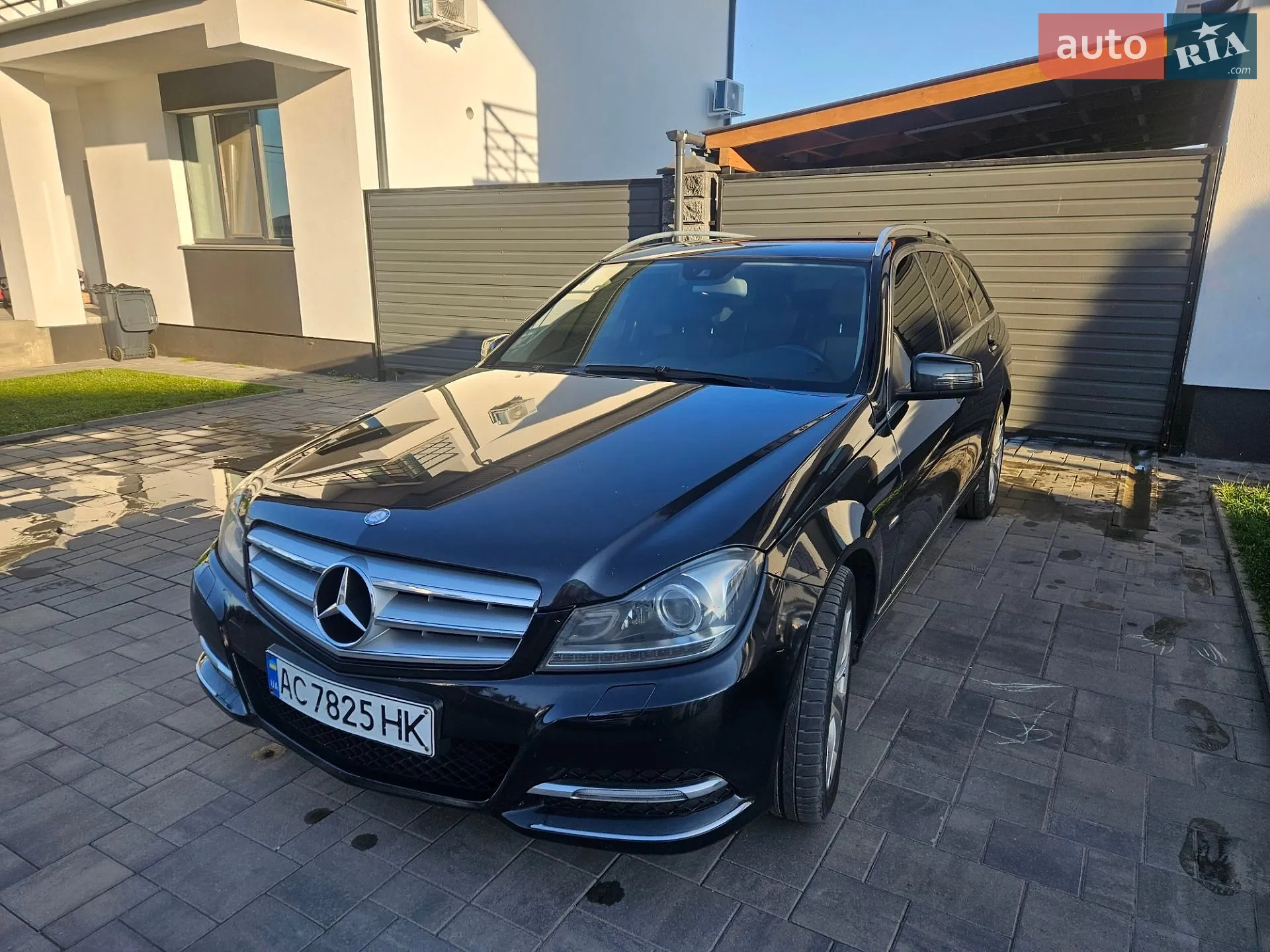 Mercedes-Benz C-Class, 2011