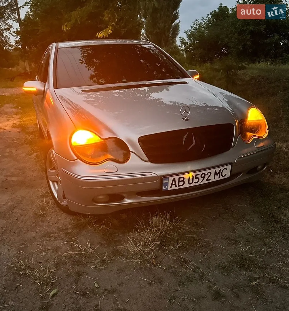 Mercedes-Benz C-Class, 2001