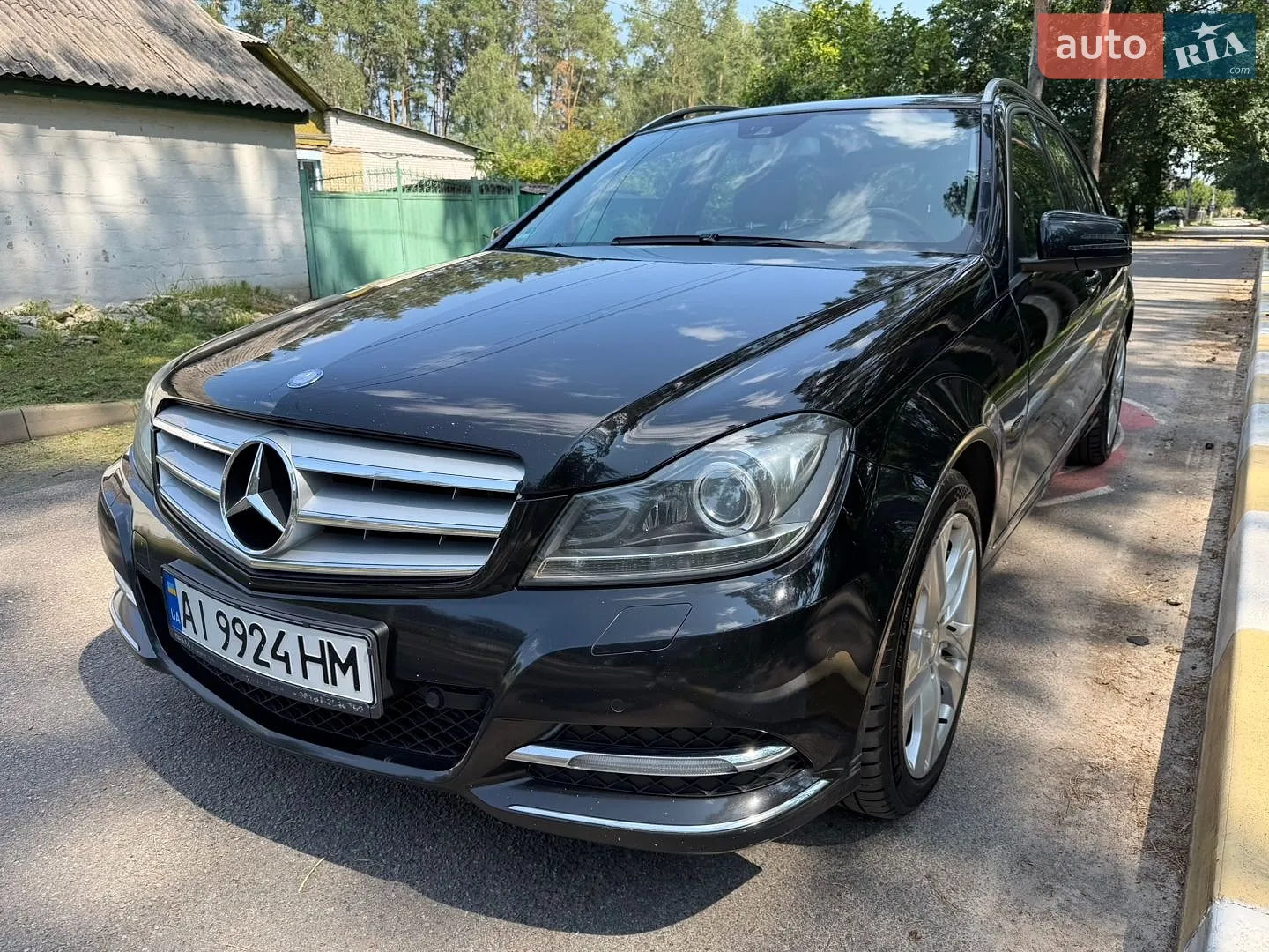 Mercedes-Benz C-Class, 2011