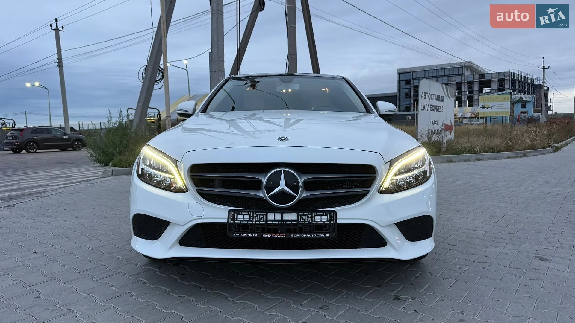 Mercedes-Benz C-Class, 2019