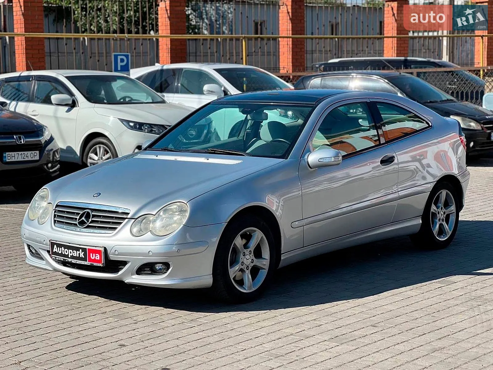 Mercedes-Benz C-Class, 2005