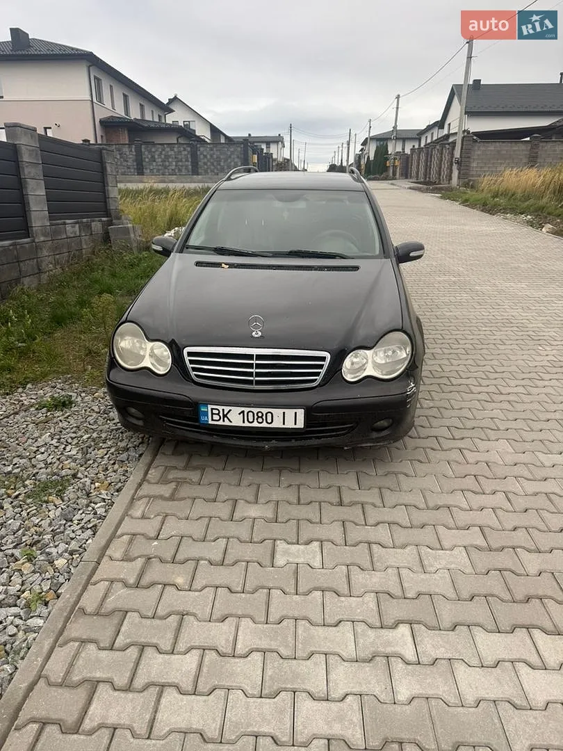 Mercedes-Benz C-Class, 2004