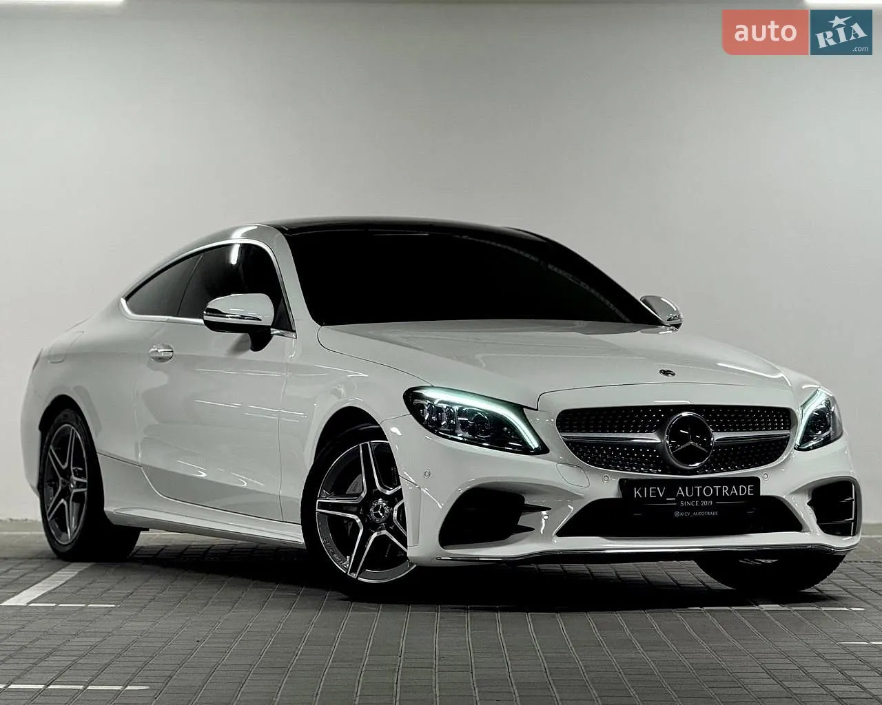 Mercedes-Benz C-Class, 2022