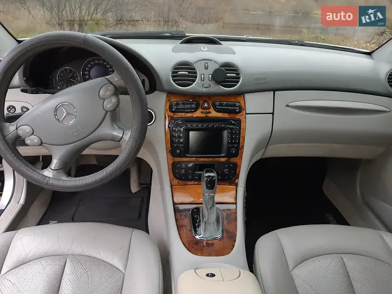 Mercedes-Benz CLK-Class, 2002
