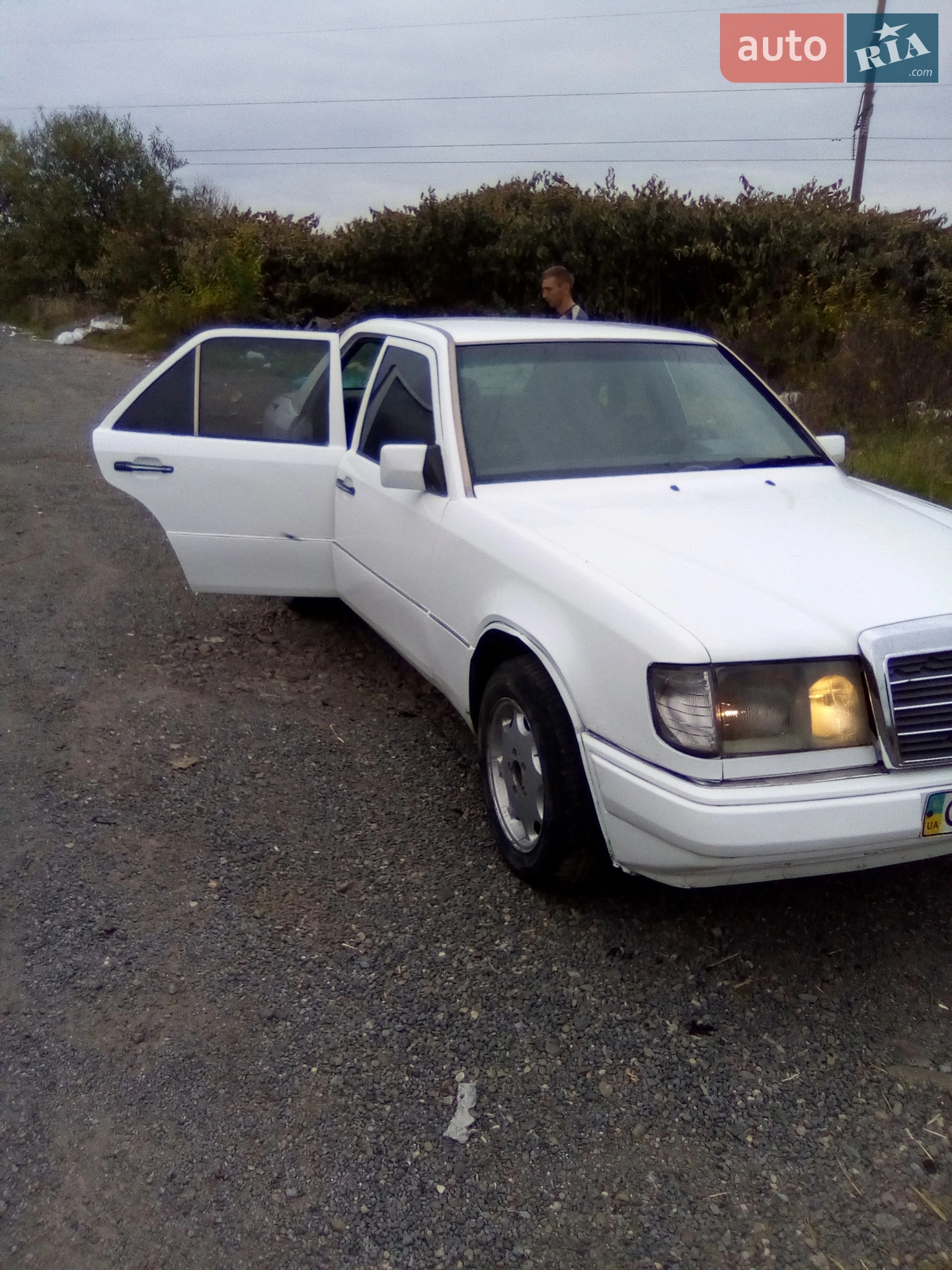 Mercedes-Benz E-Class, 1992