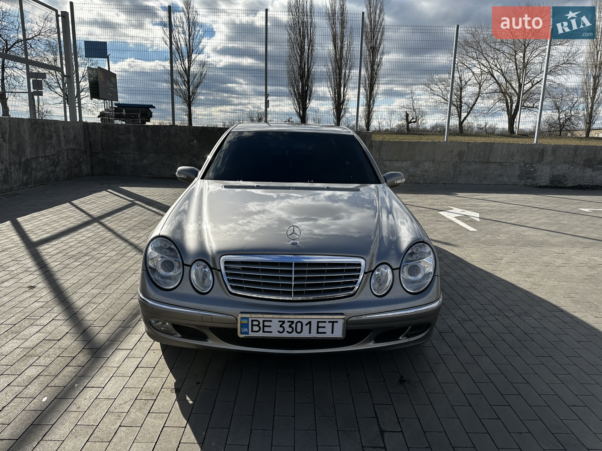 Mercedes-Benz E-Class, 2004
