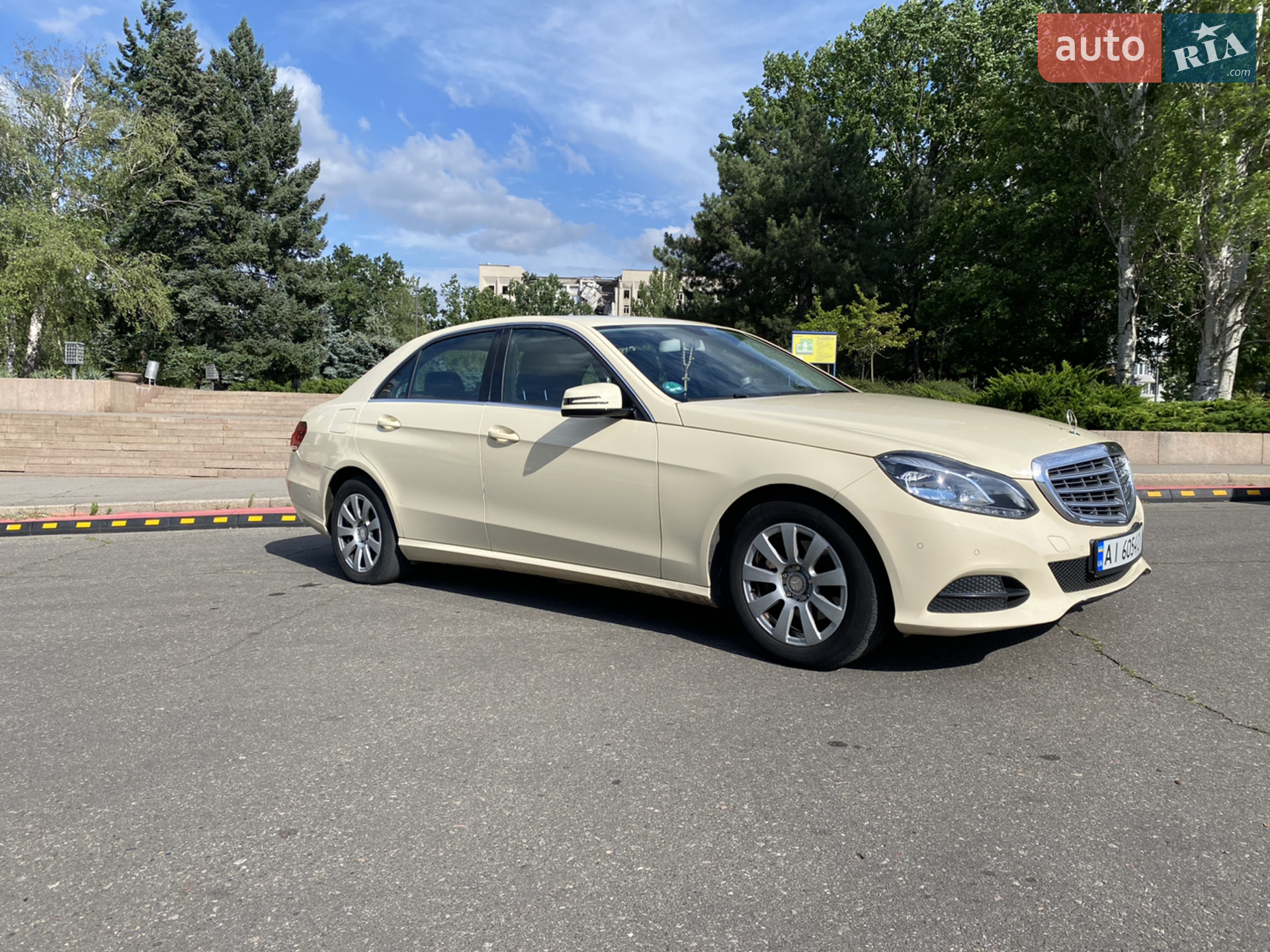 Mercedes-Benz E-Class, 2015