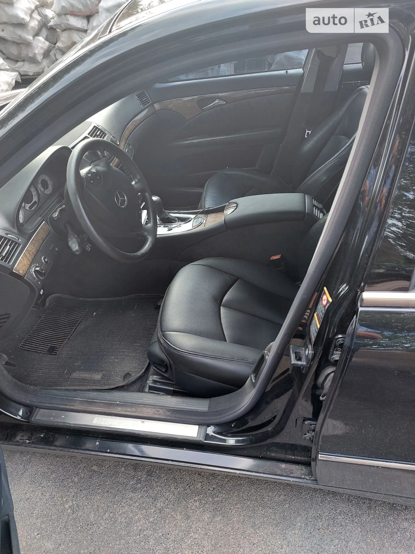 Mercedes-Benz E-Class, 2005
