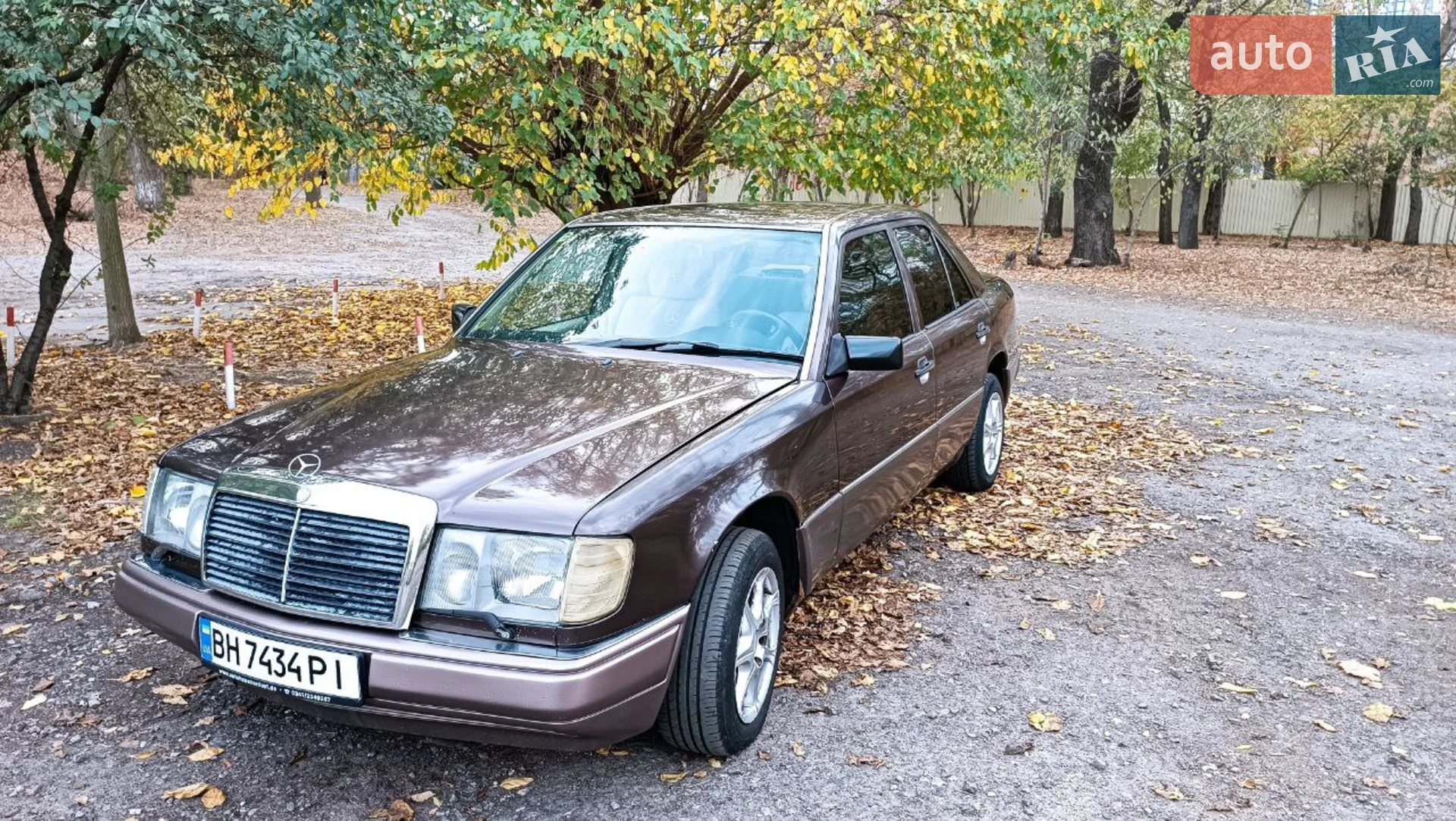 Mercedes-Benz E-Class, 1992