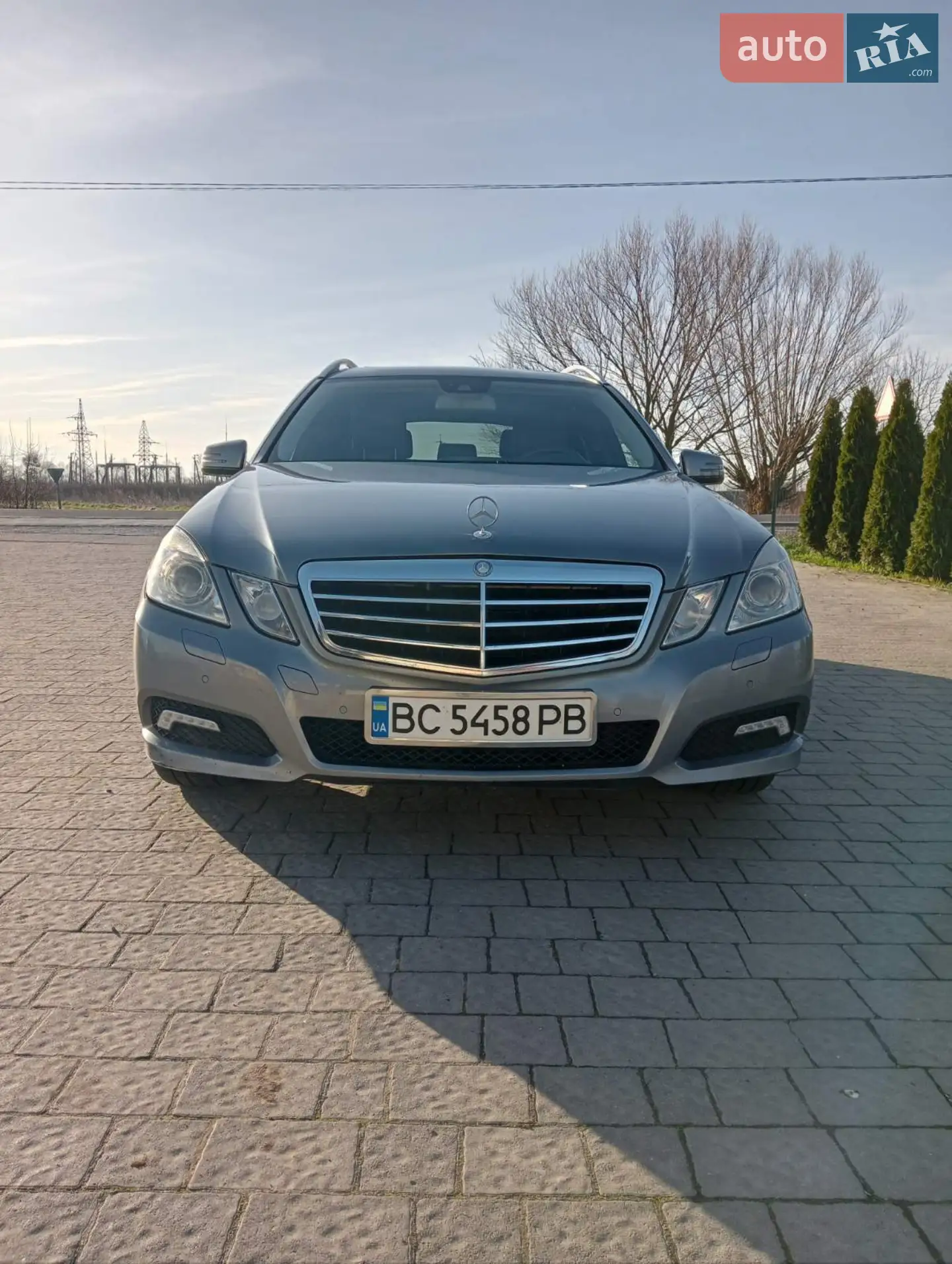 Mercedes-Benz E-Class 2010 — 1