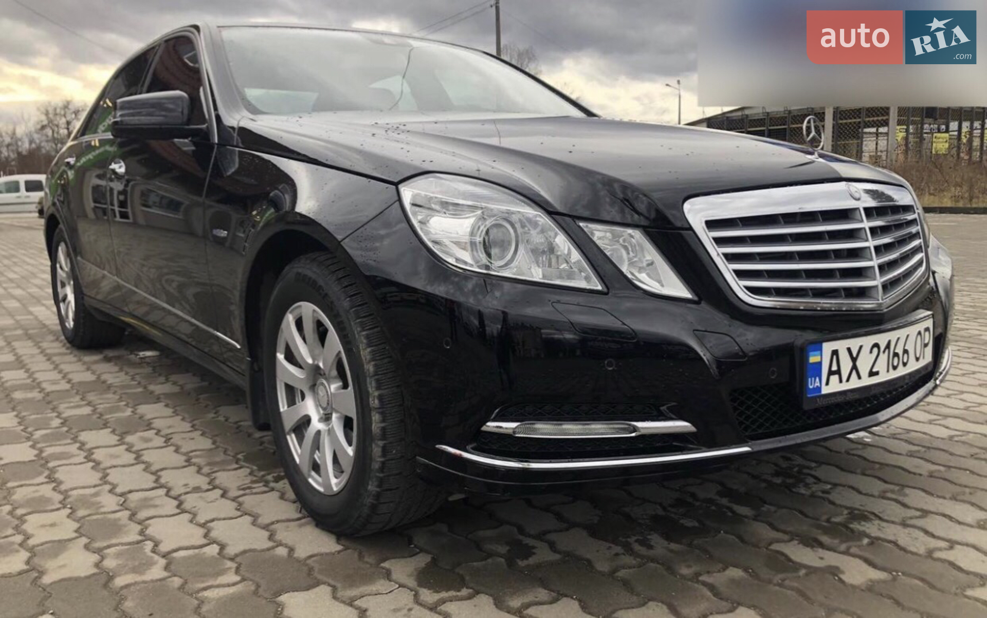 Mercedes-Benz E-Class 2010 — 1