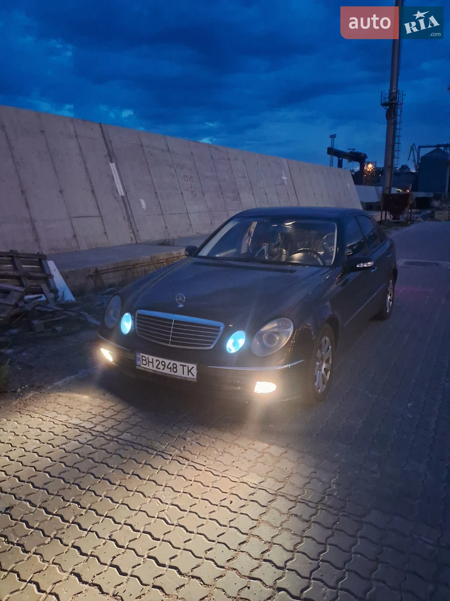 Mercedes-Benz E-Class, 2005