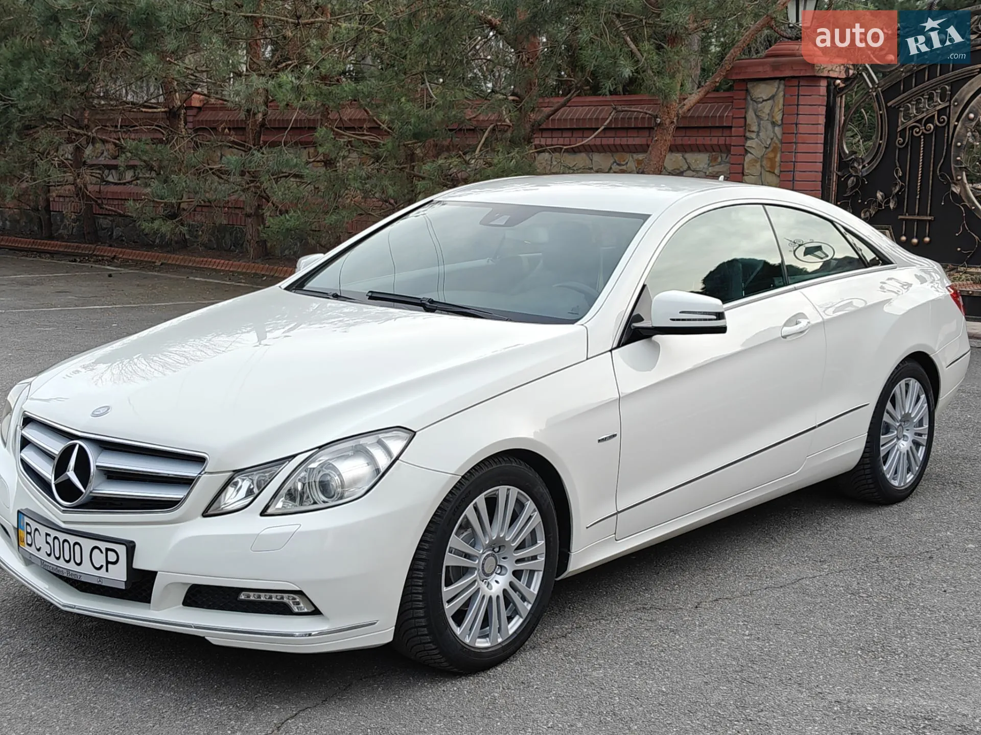 Mercedes-Benz E-Class, 2010