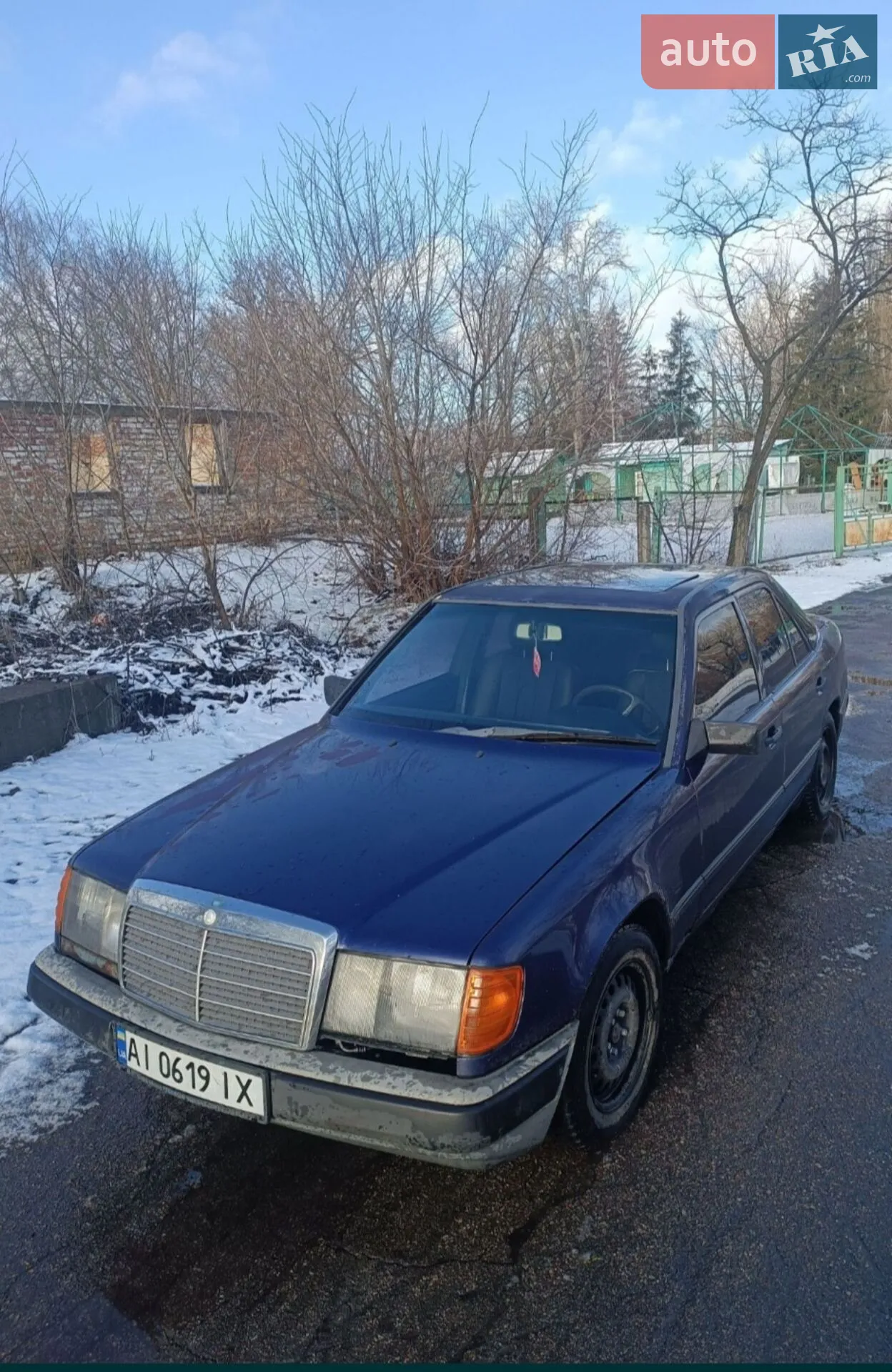 Mercedes-Benz E-Class, 1988