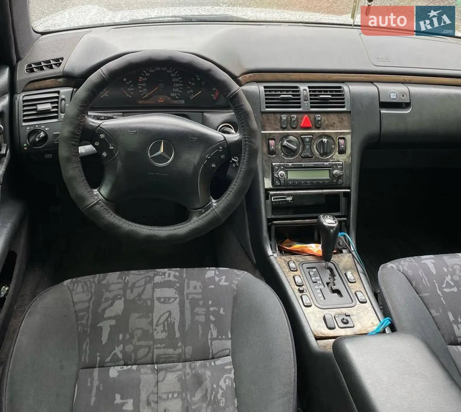 Mercedes-Benz E-Class, 1997