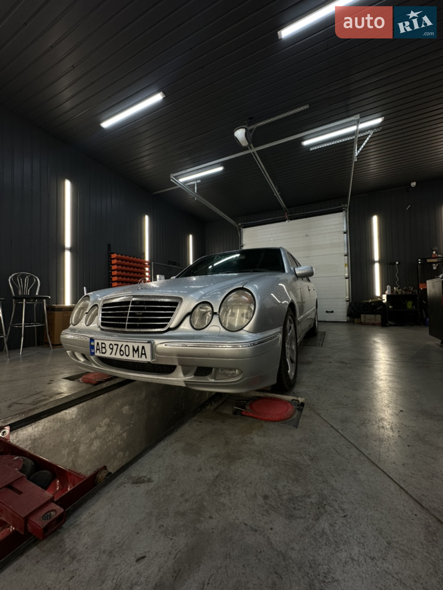Mercedes-Benz E-Class, 2001