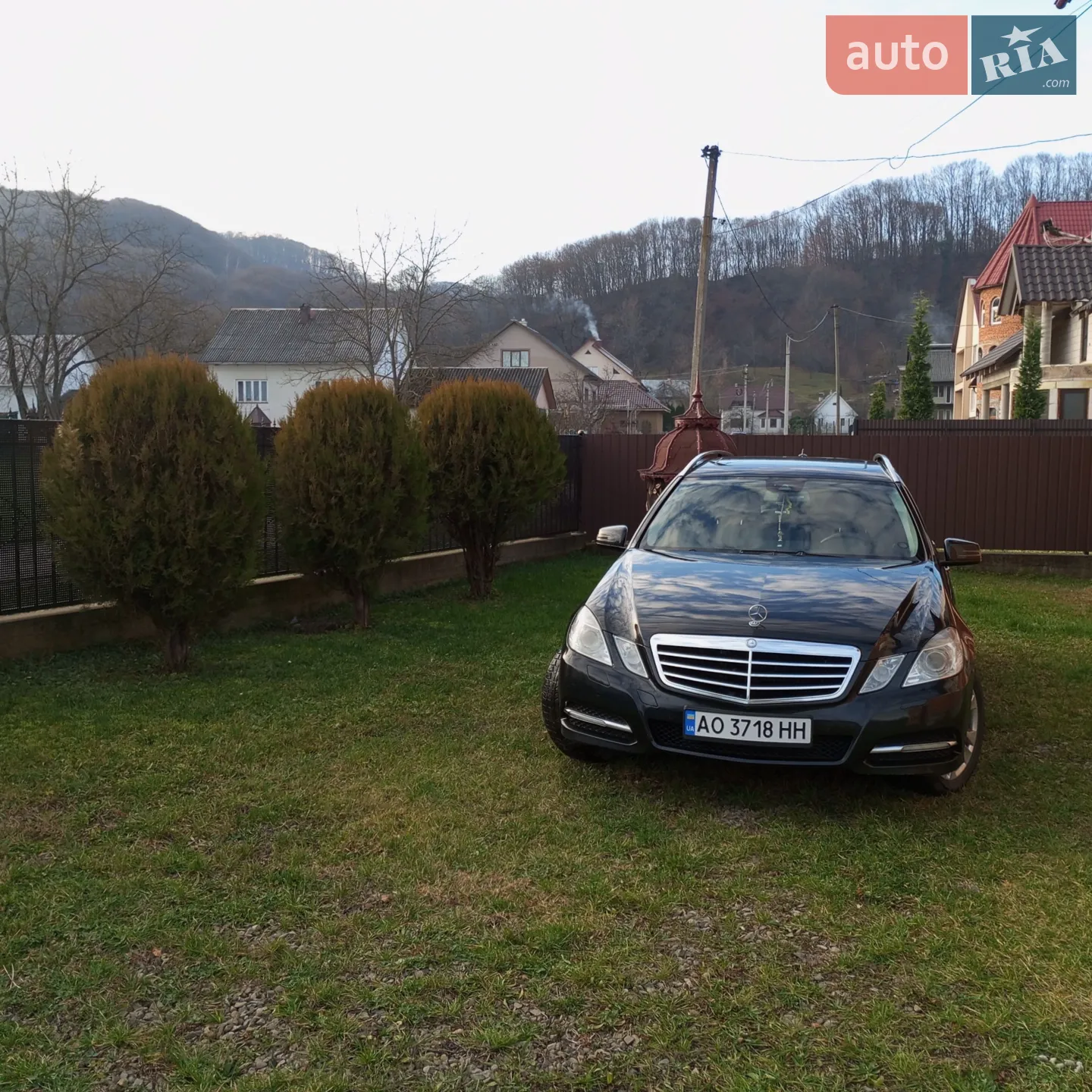 Mercedes-Benz E-Class, 2011