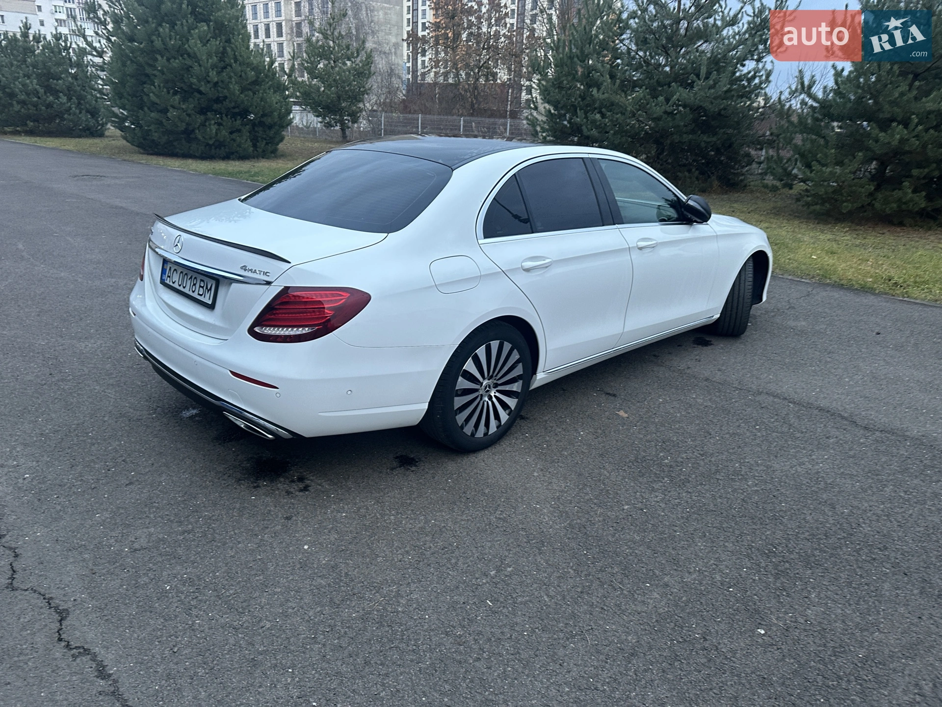 Mercedes-Benz E-Class, 2016