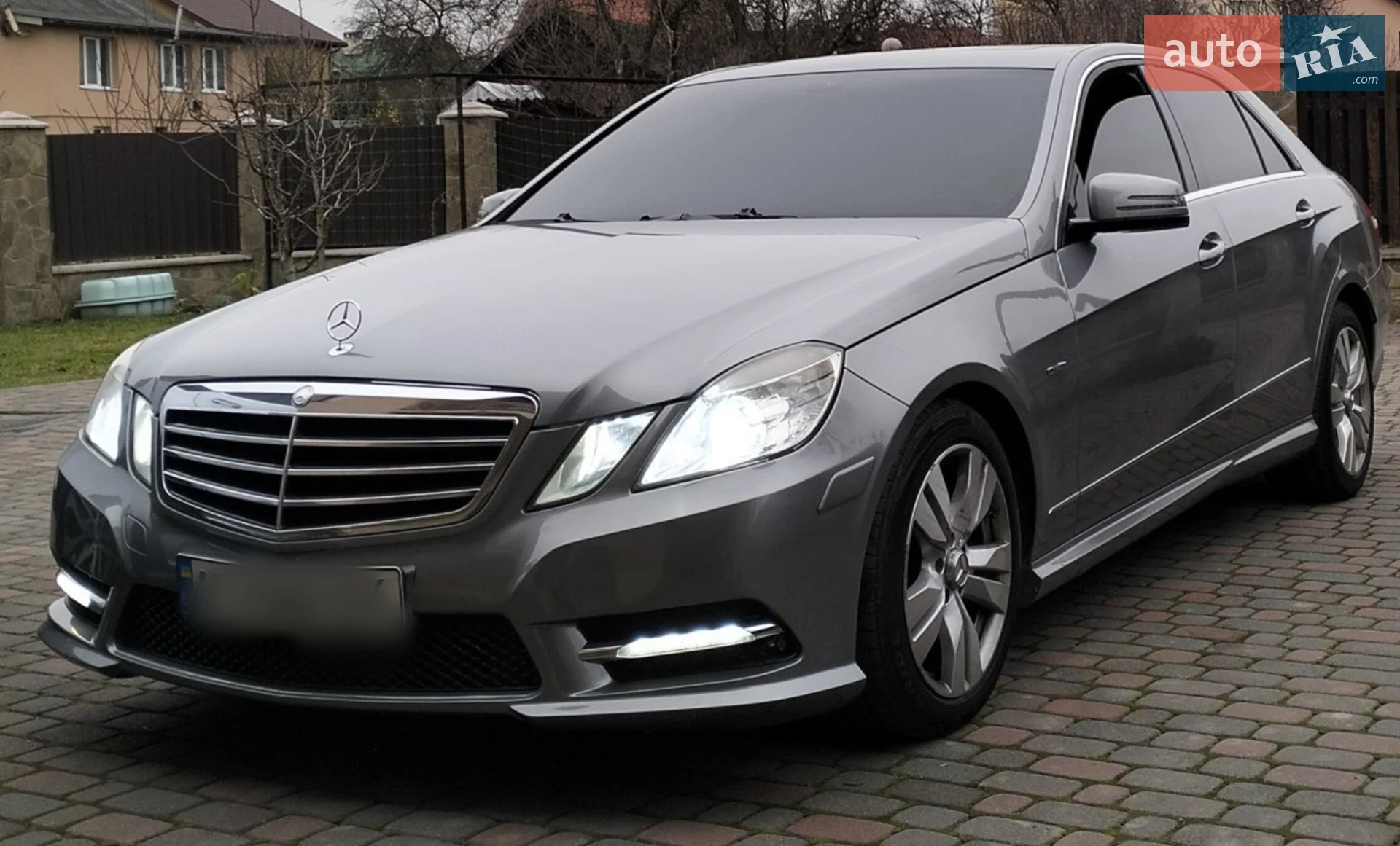 Mercedes-Benz E-Class, 2012