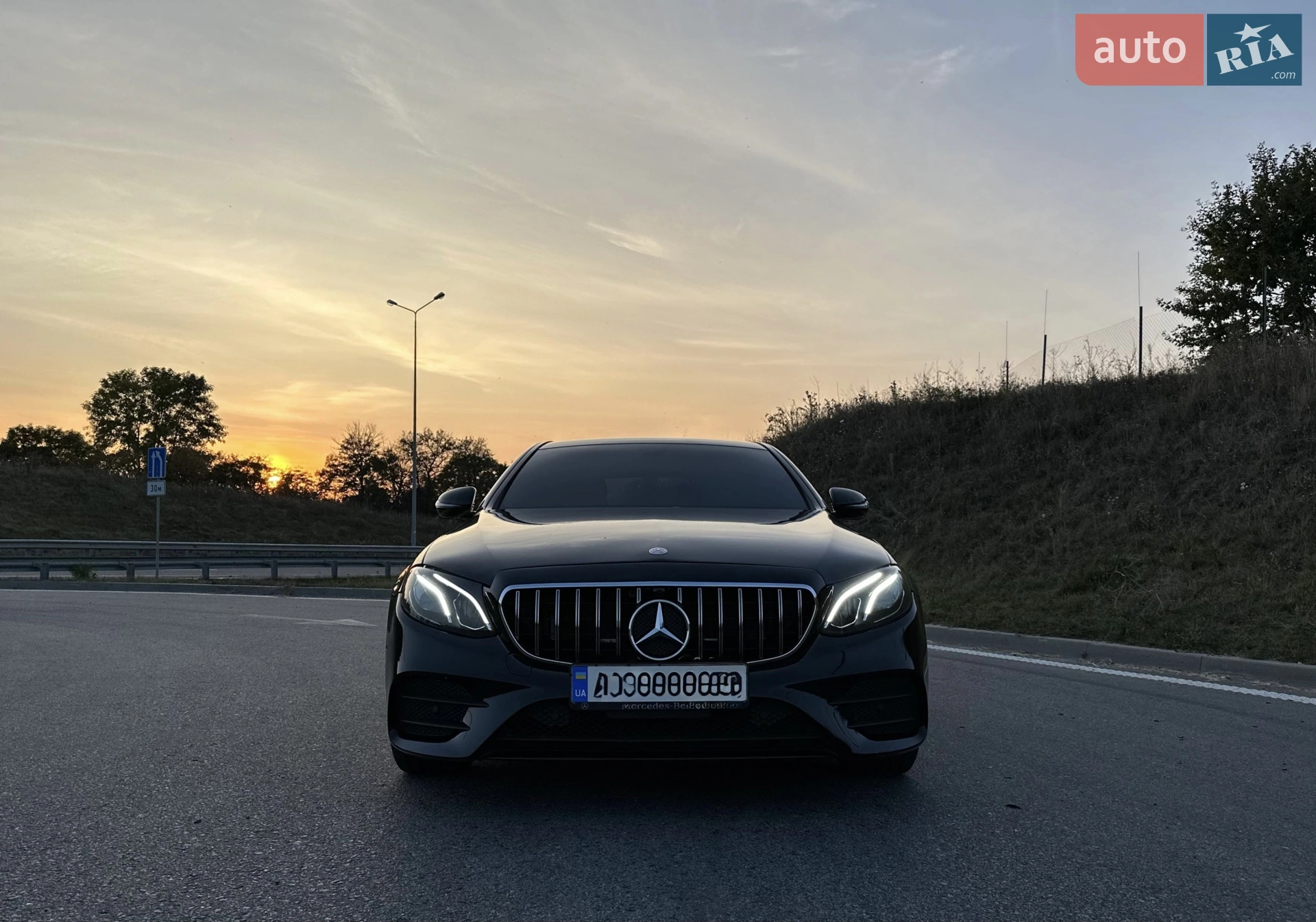 Mercedes-Benz E-Class, 2016