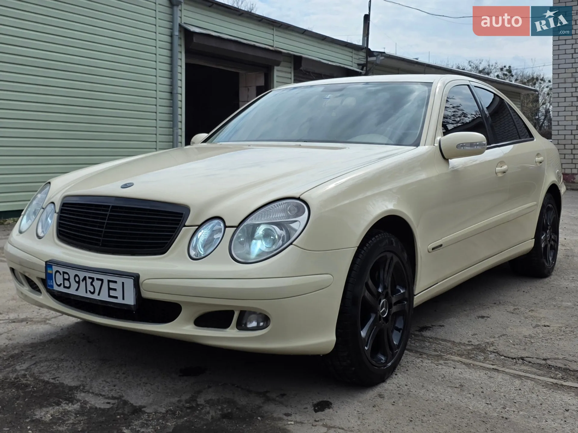 Mercedes-Benz E-Class, 2005