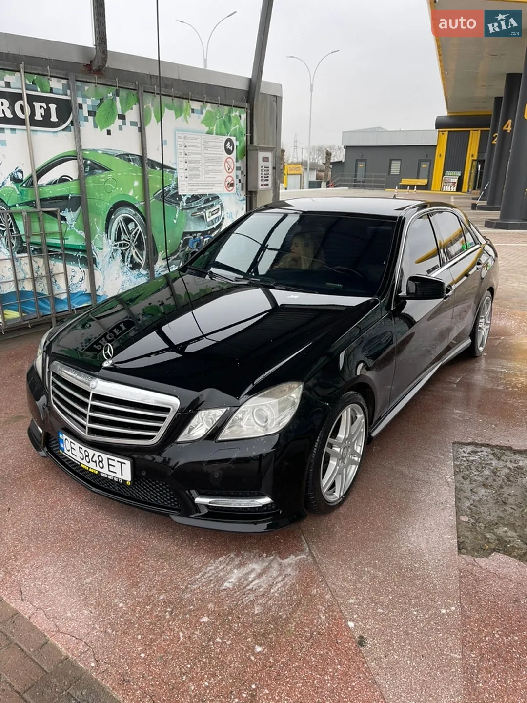 Mercedes-Benz E-Class, 2012