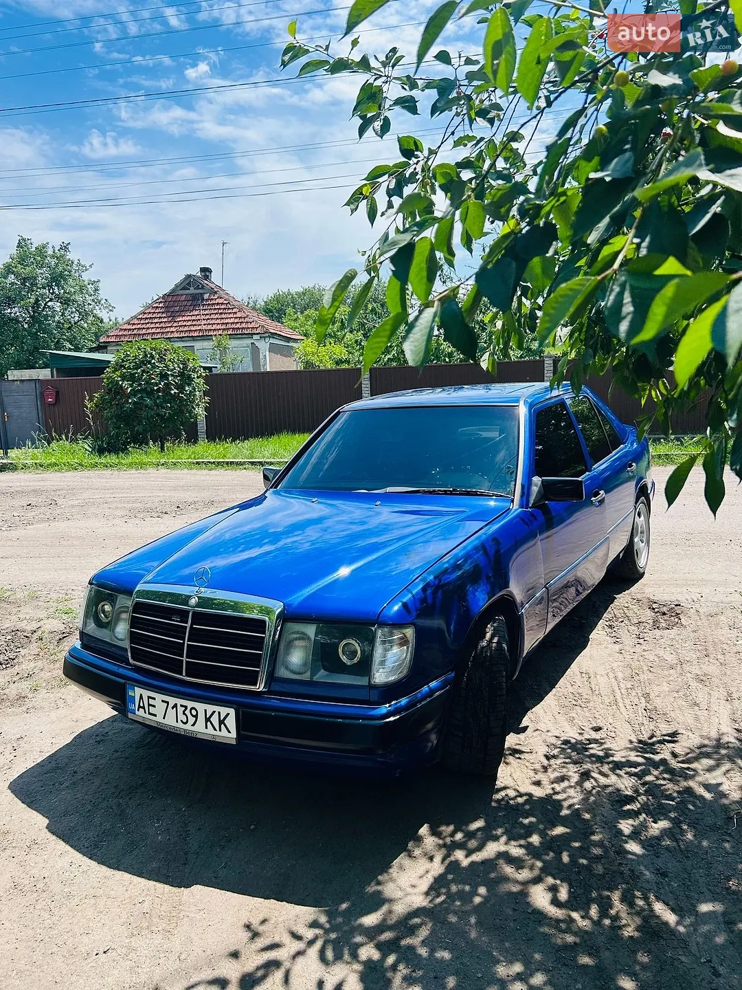 Mercedes-Benz E-Class, 1987