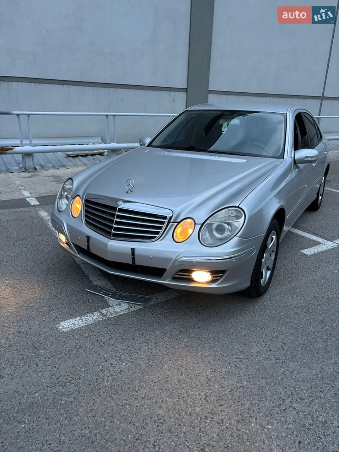 Mercedes-Benz E-Class, 2005