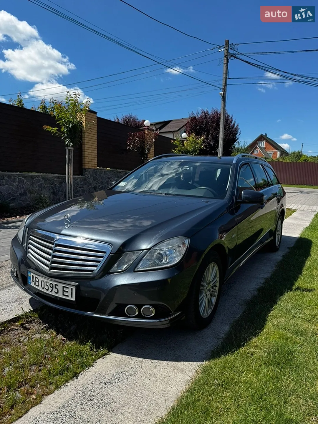 Mercedes-Benz E-Class, 2010