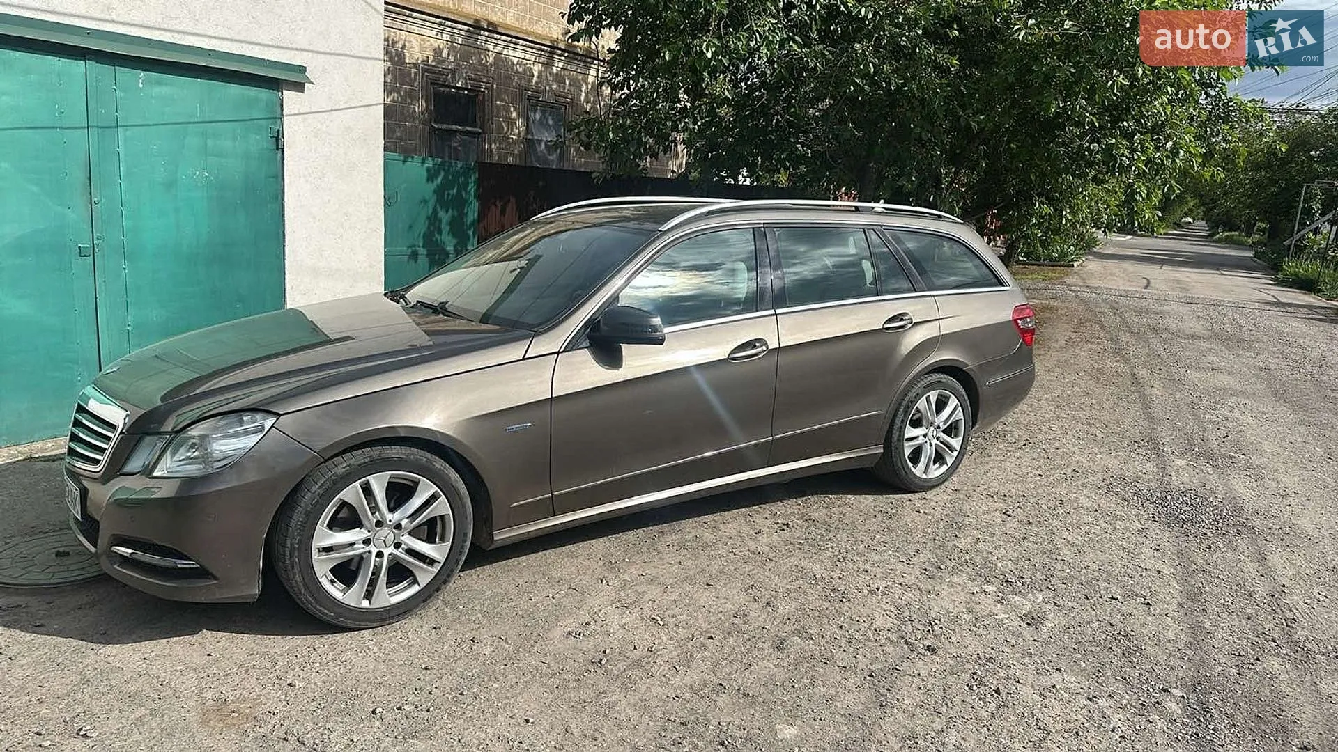 Mercedes-Benz E-Class, 2010