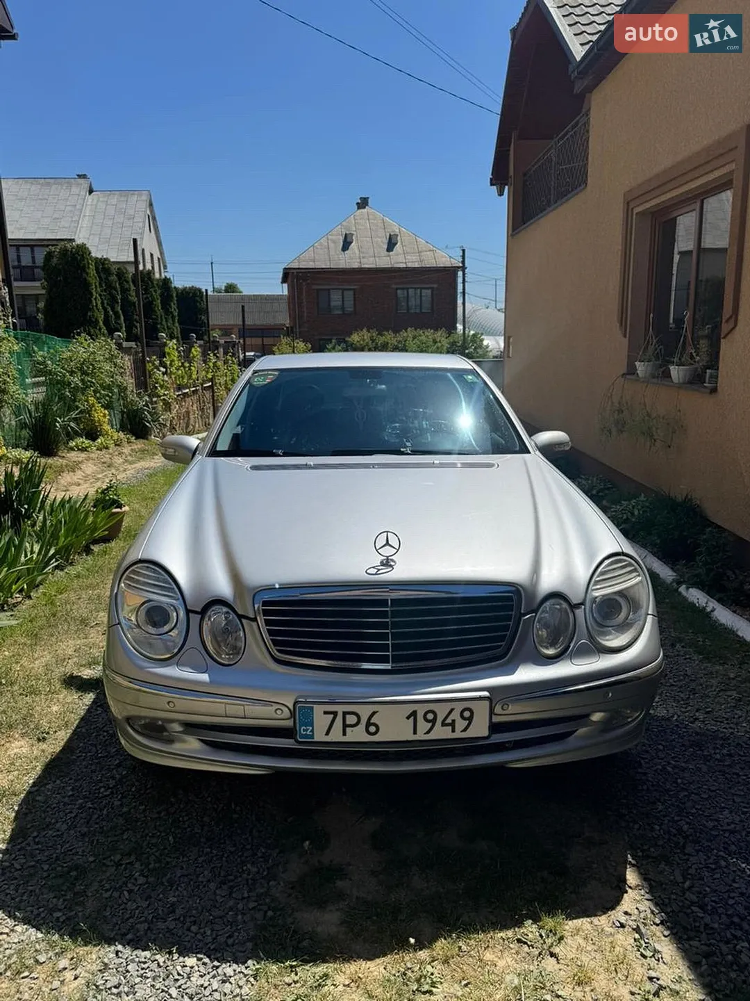 Mercedes-Benz E-Class, 2002