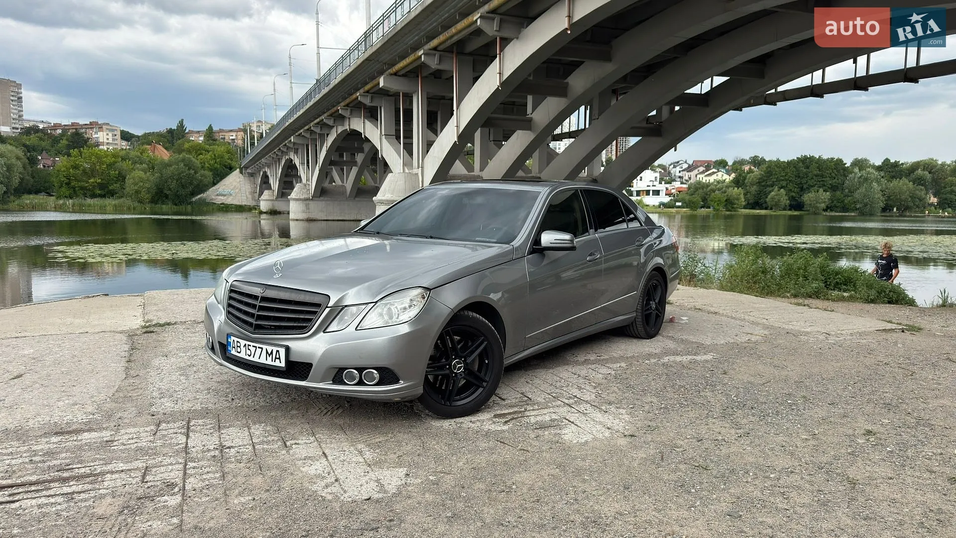 Mercedes-Benz E-Class, 2010