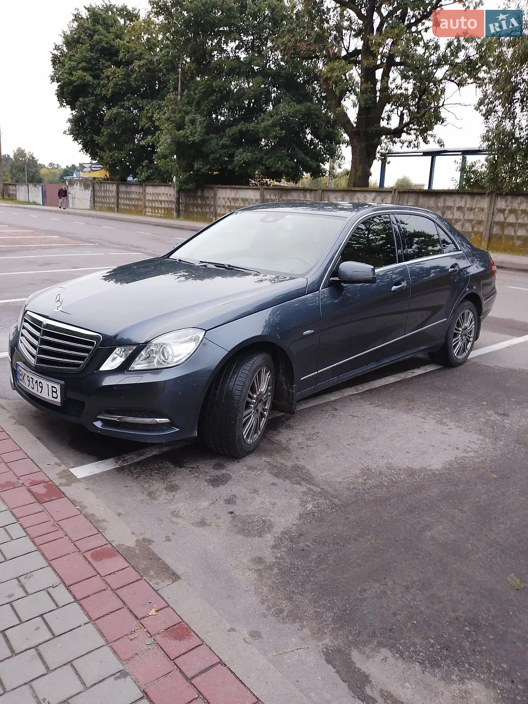 Mercedes-Benz E-Class, 2012