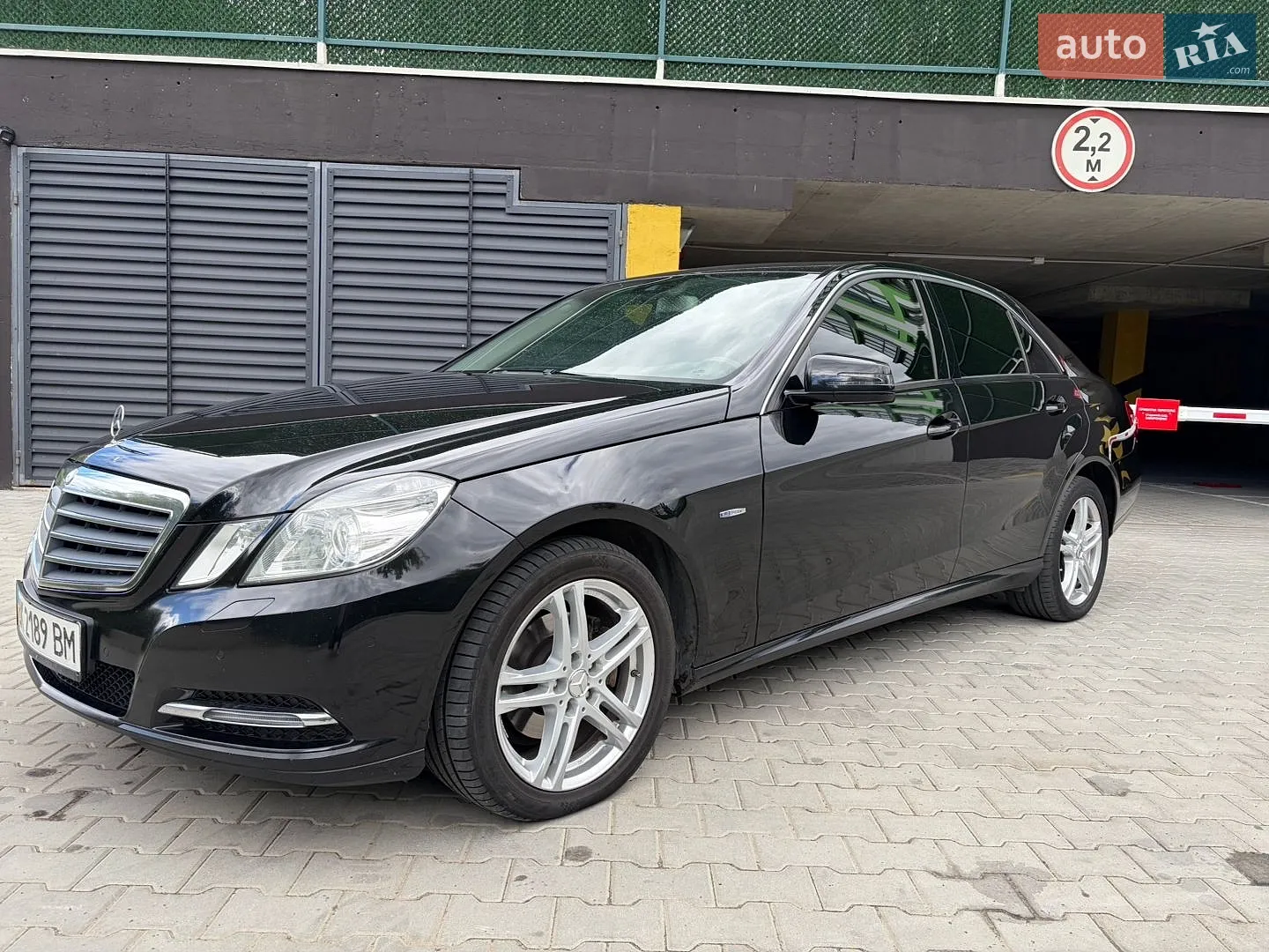 Mercedes-Benz E-Class, 2011