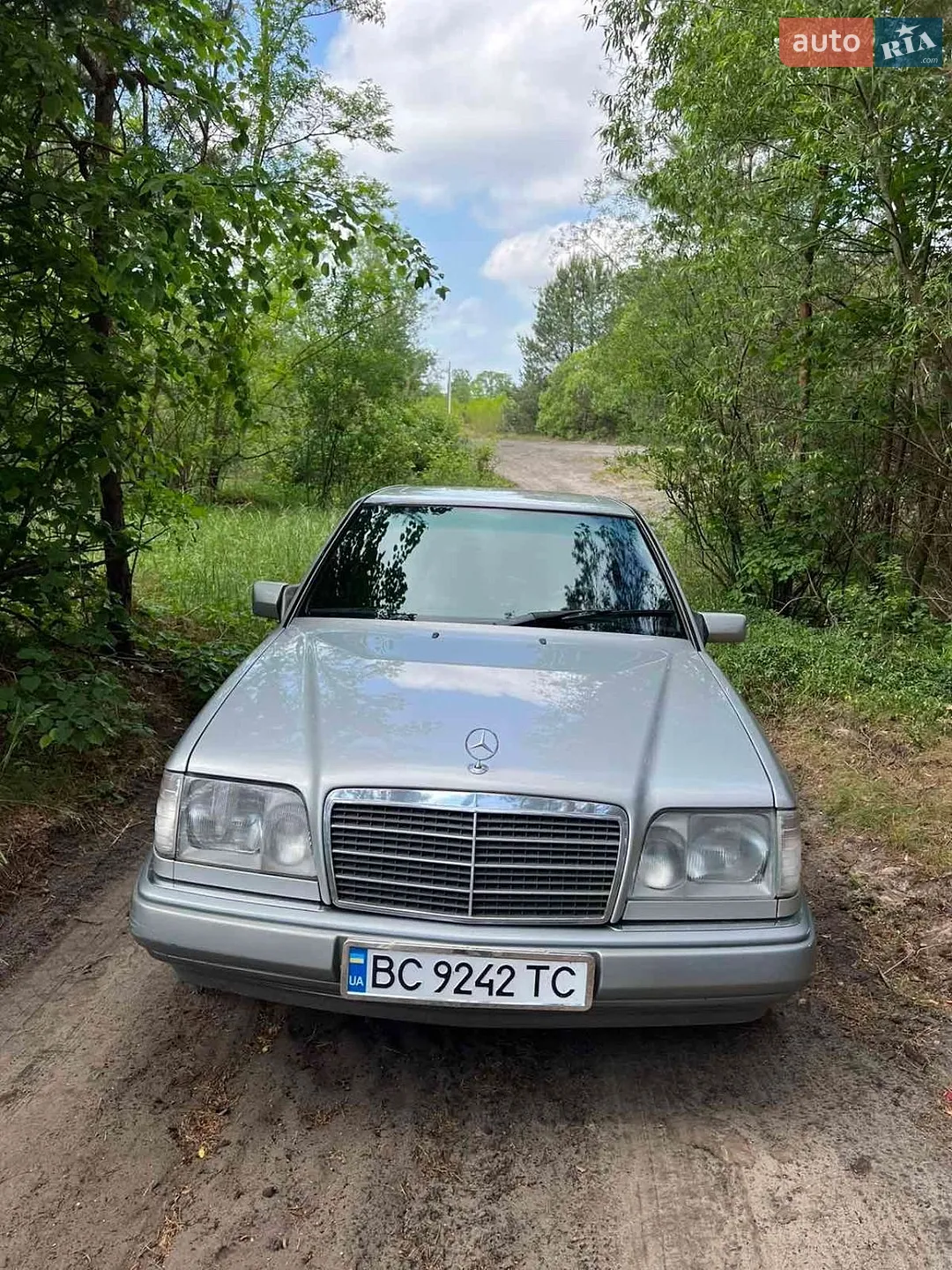 Mercedes-Benz E-Class, 1993