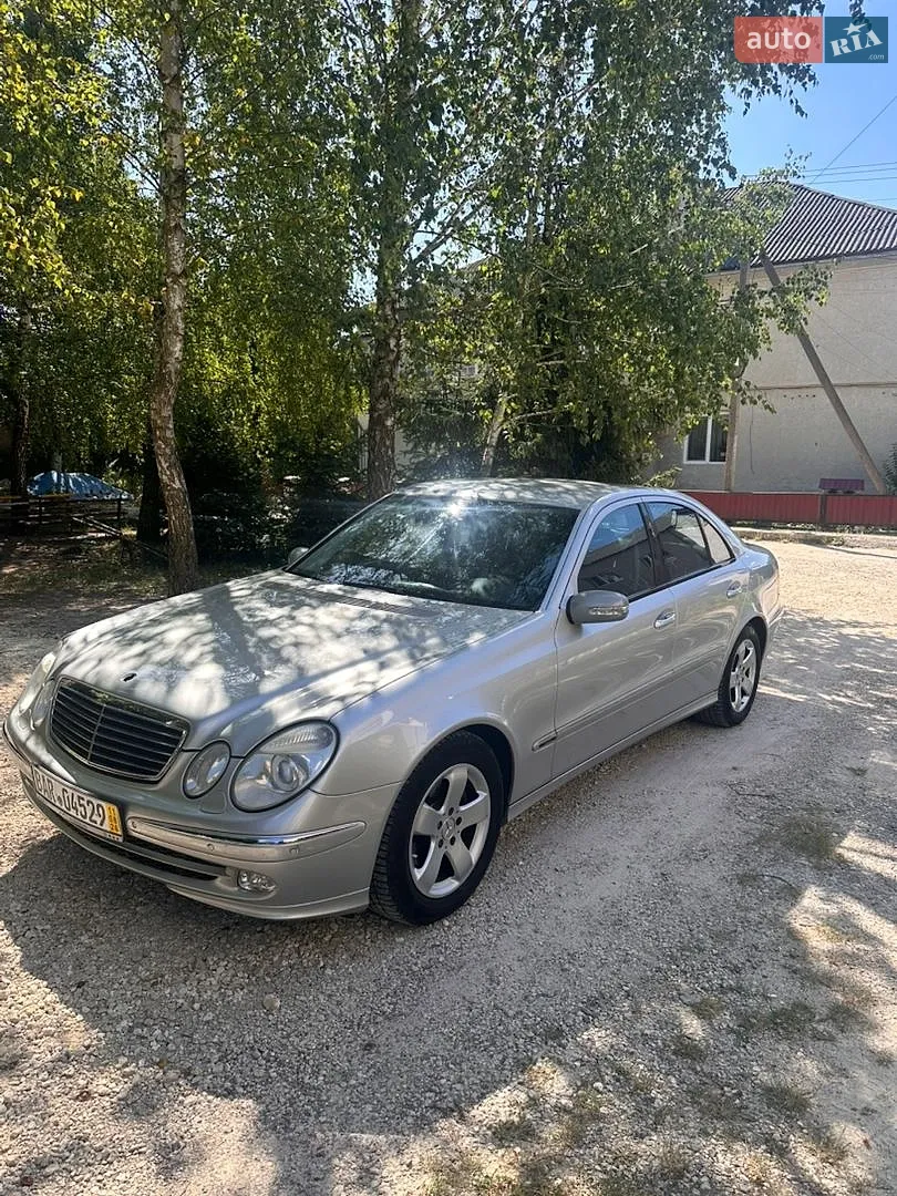 Mercedes-Benz E-Class, 2004