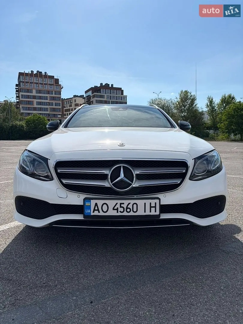 Mercedes-Benz E-Class, 2017