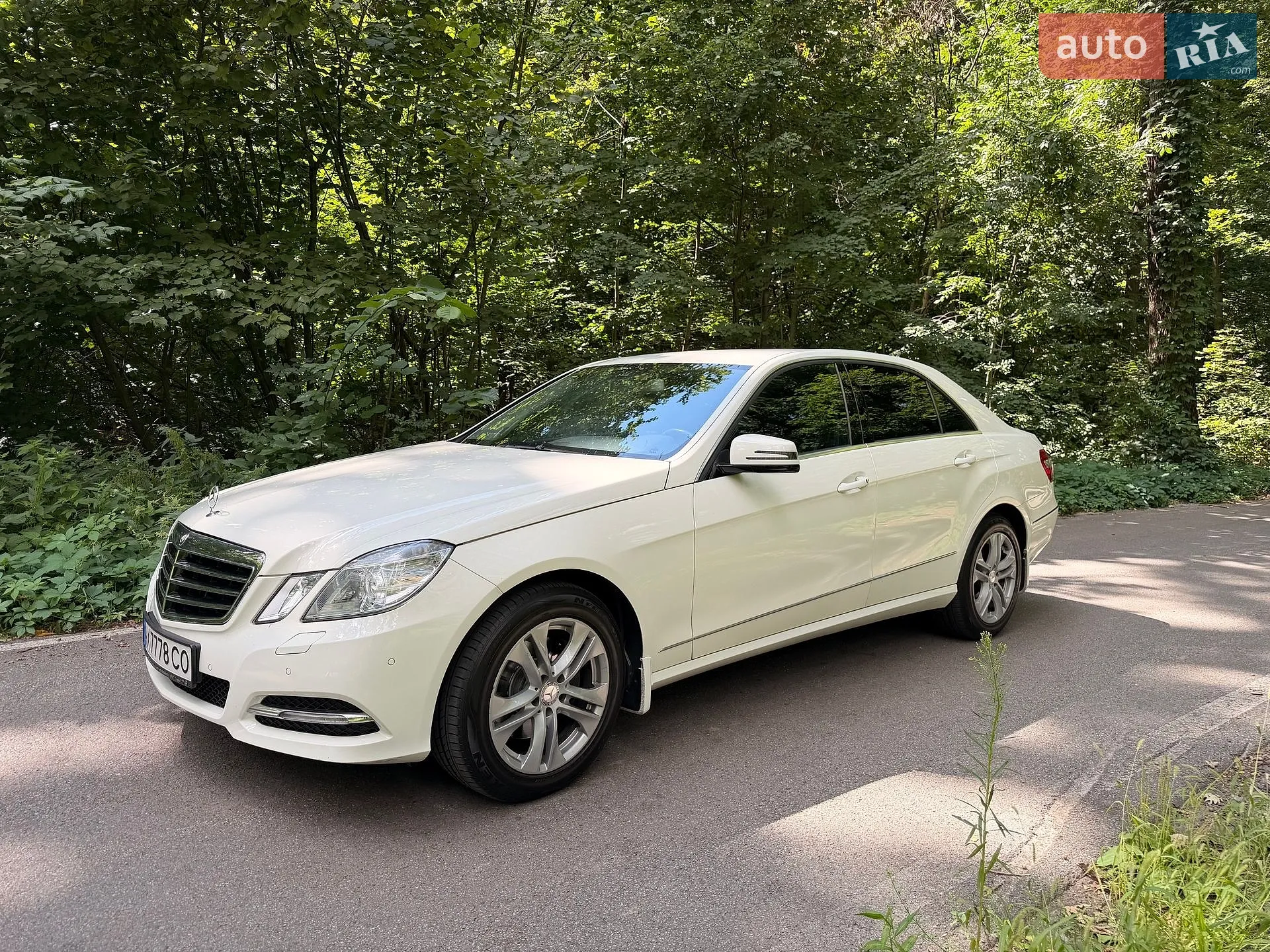 Mercedes-Benz E-Class, 2010