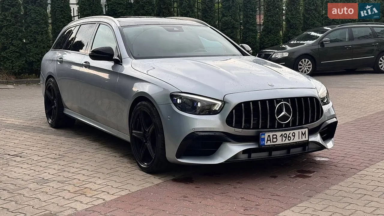Mercedes-Benz E-Class, 2016