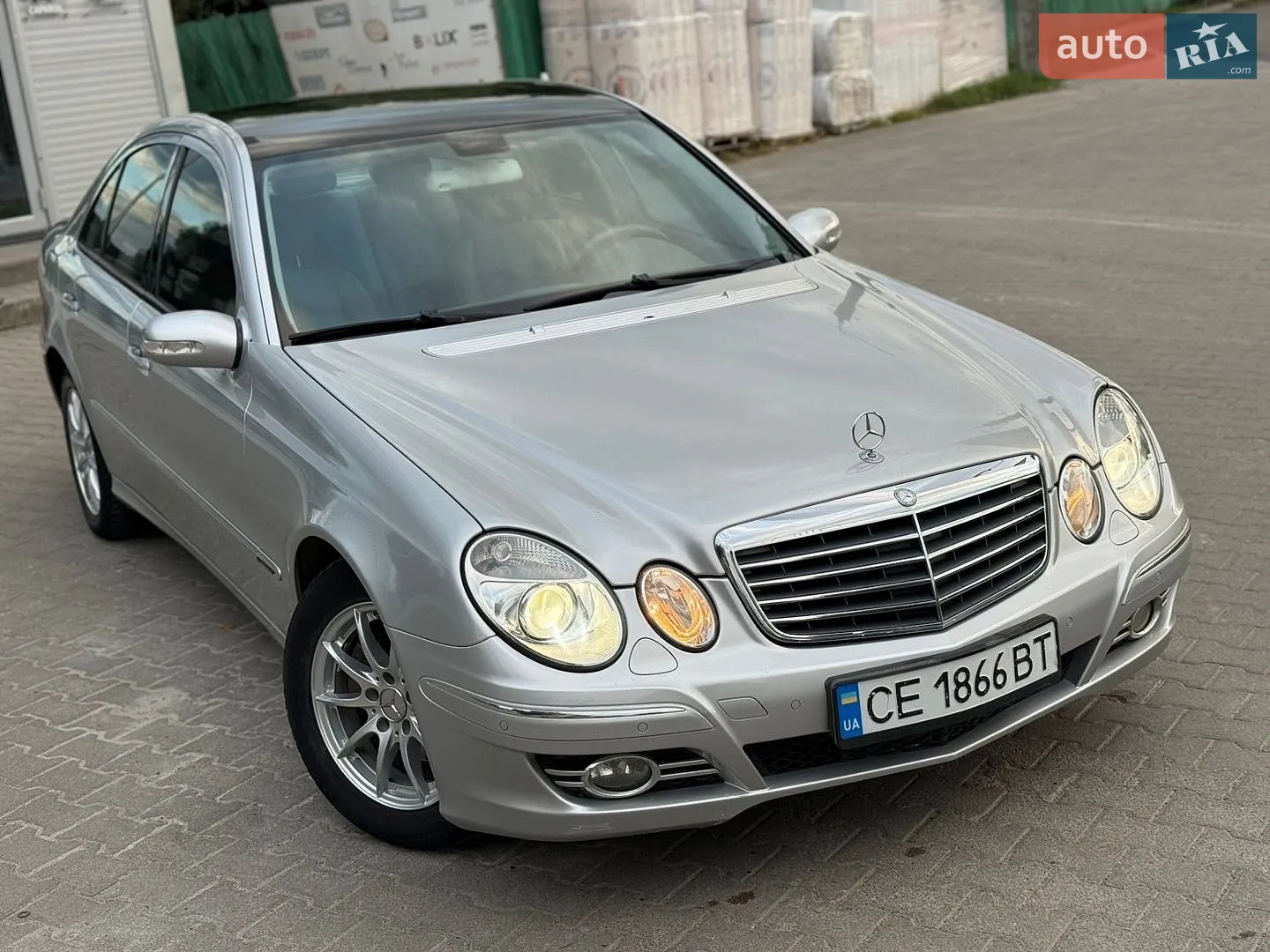 Mercedes-Benz E-Class, 2002