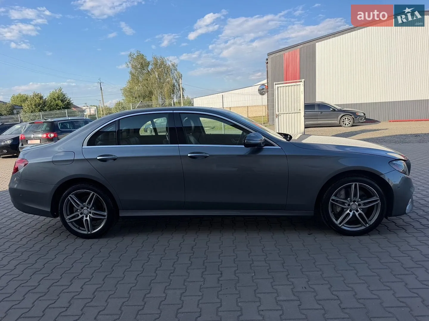 Mercedes-Benz E-Class, 2016