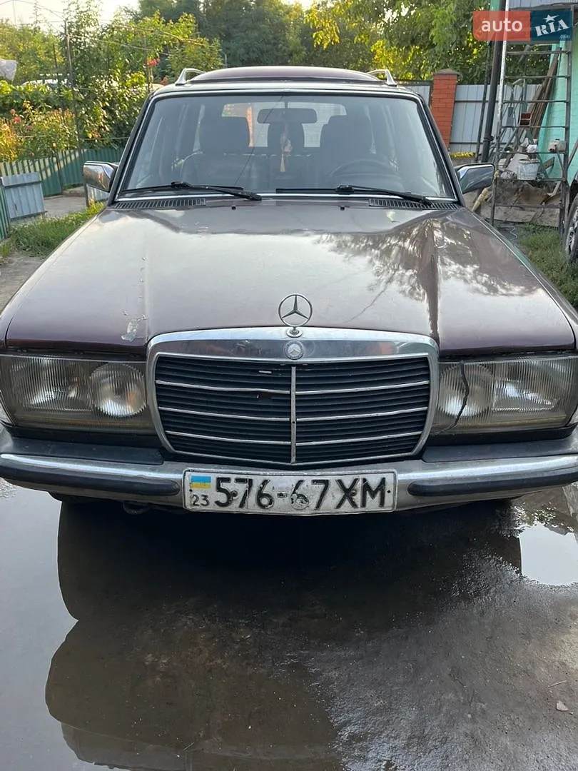 Mercedes-Benz E-Class, 1983