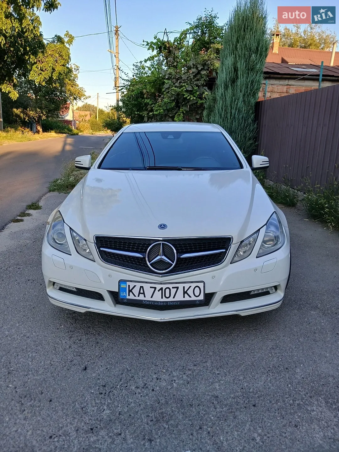 Mercedes-Benz E-Class, 2010