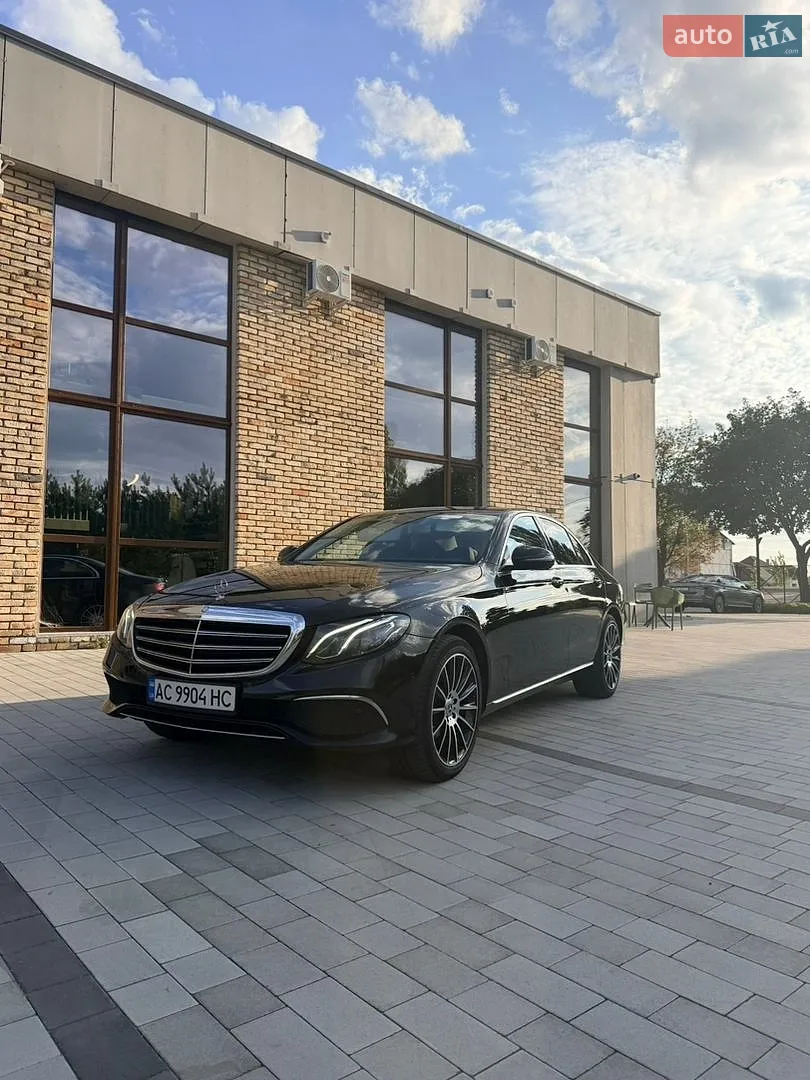Mercedes-Benz E-Class, 2016